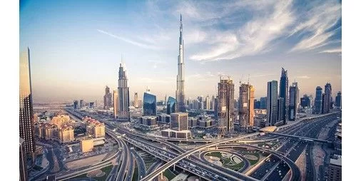 الوطني اقتصاد الإمارات غير النفطي سيبقى قوياً بدعم نمو الاستثمارات jpg